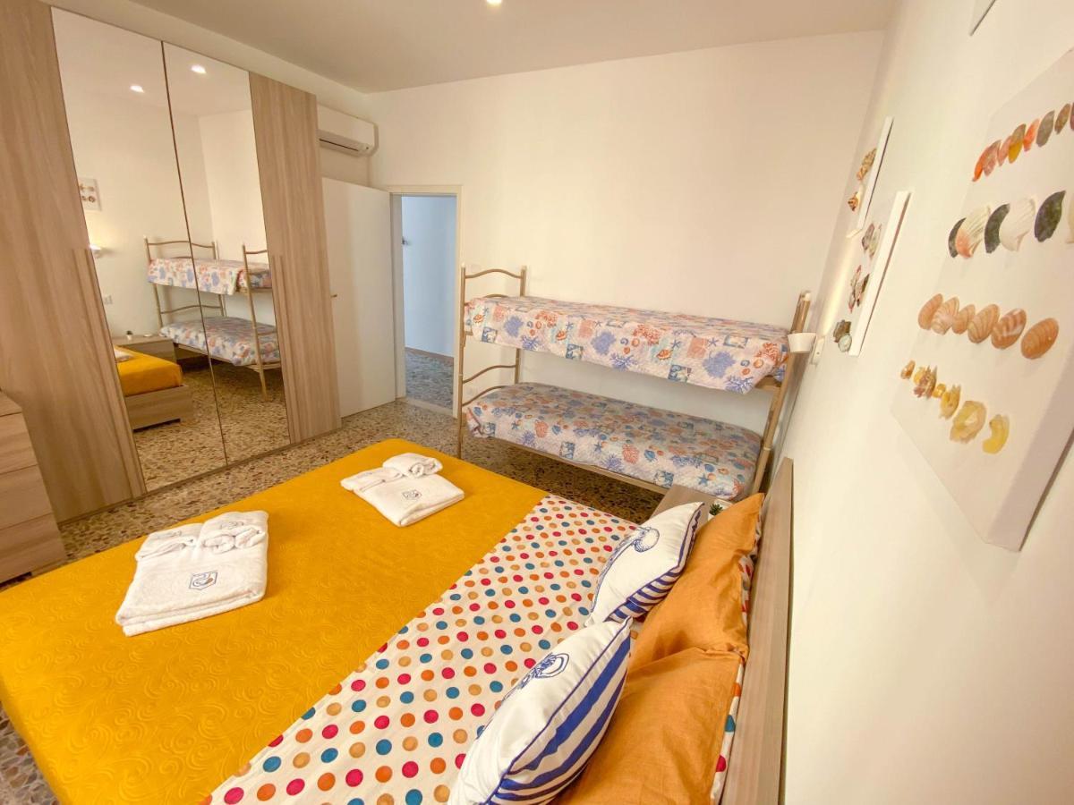 Petlyapartments #12 Bellaria-Igea Marina Bagian luar foto